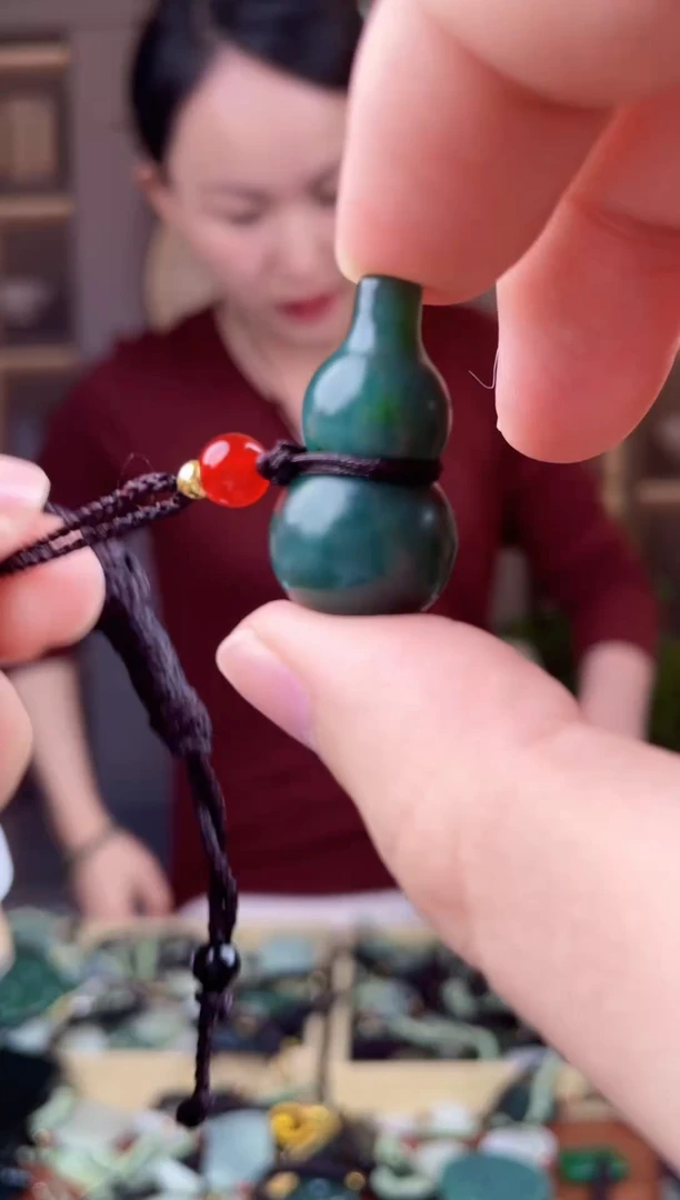 颈饰未镶嵌和田玉拍一发一，多样性发货