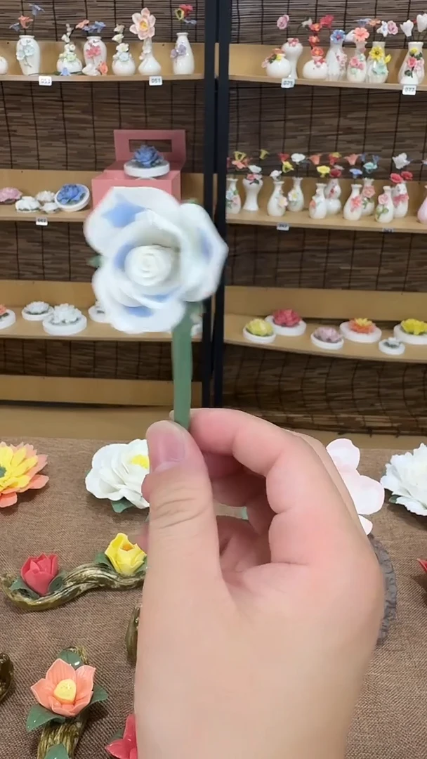 陶瓷陶瓷手捏花