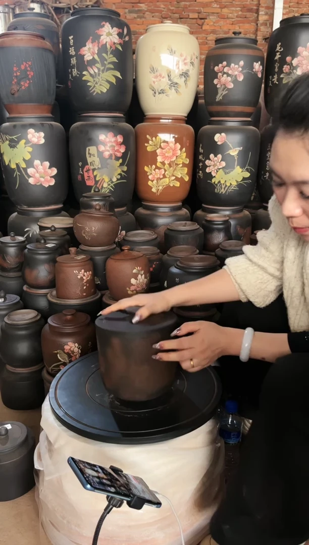 【闪购商品】壶瑕疵茶叶罐 小五饼牡丹花  021