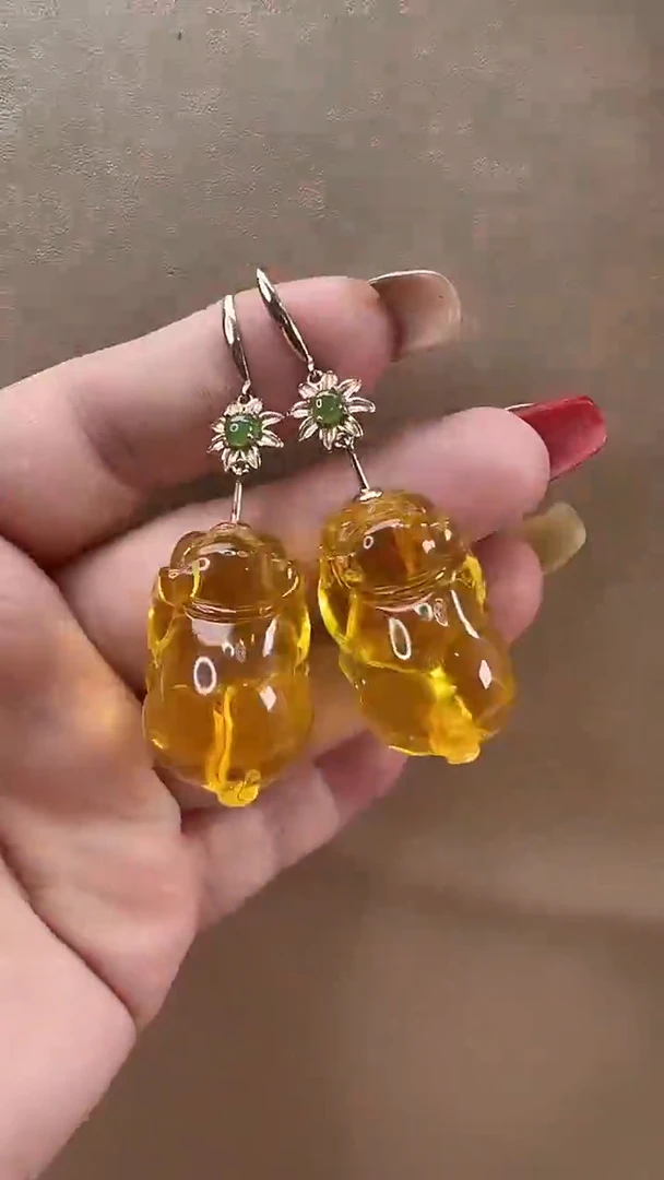 未镶嵌颈饰琥珀耳环