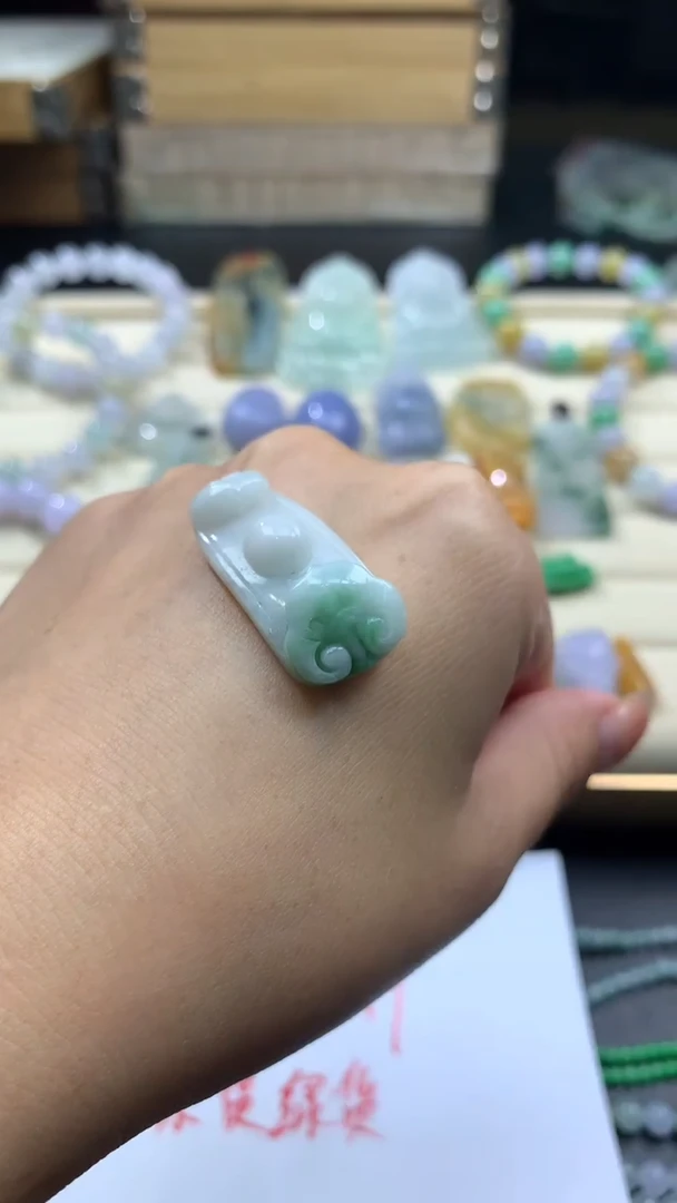 【闪购商品】定制翡翠未镶嵌翡翠
