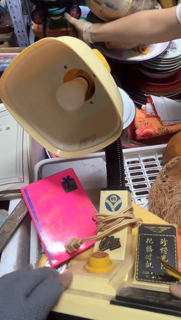 手工艺品琉璃正*摆件