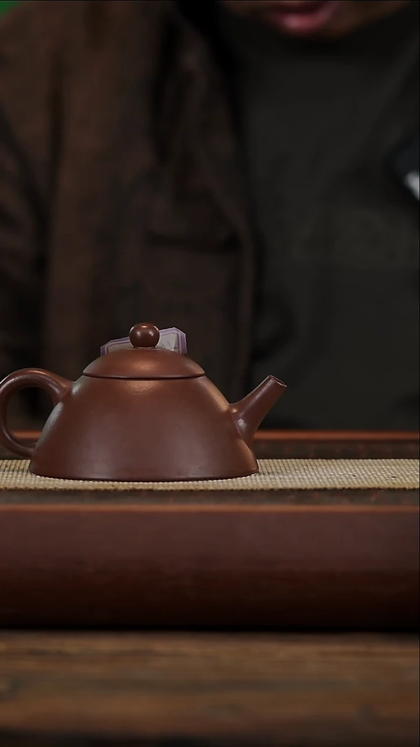 茶壶紫砂龙血砂笠帽微瑕160容量
