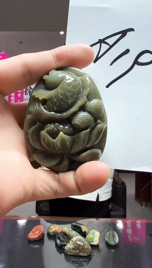 未镶嵌和田玉把件多样性发货其中发一