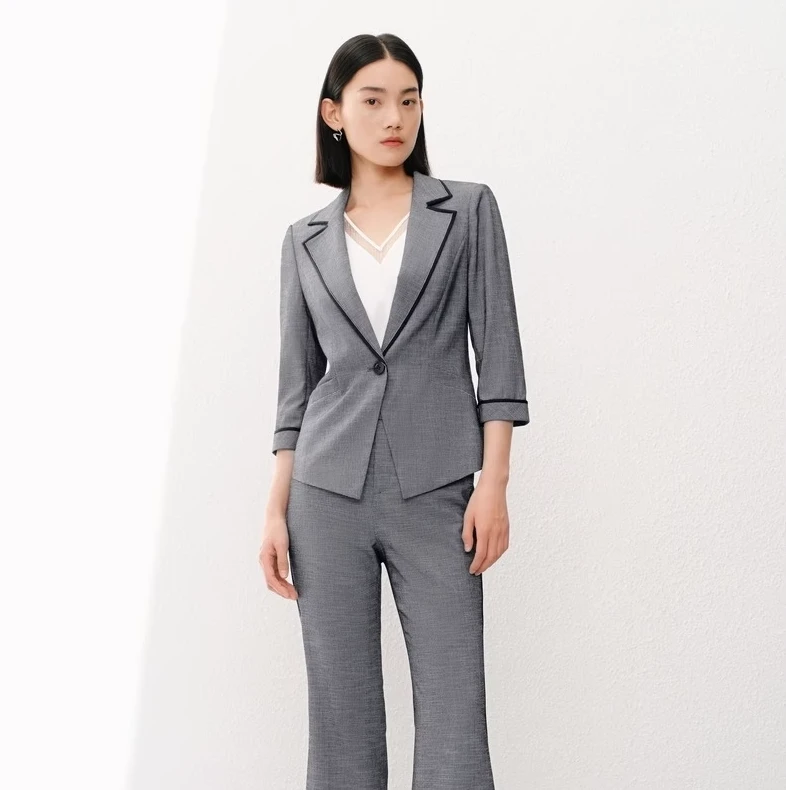 【众心专享价】时尚商务气质修身七分袖西装外套CA01255W0