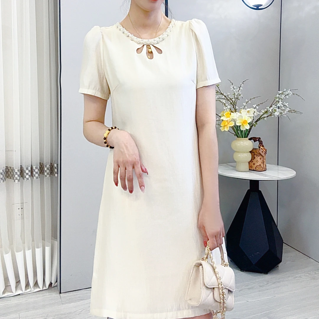 2025年夏季新款名媛轻奢气质女修身显瘦珠光连衣裙时尚镂空钉珠