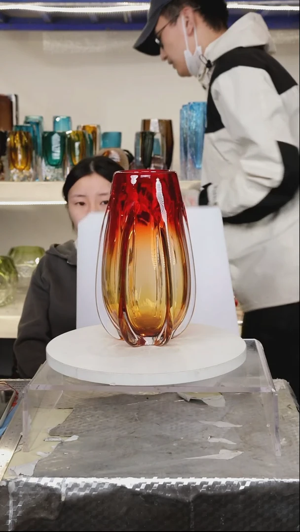 高26.琉璃花瓶摆件正常手工痕迹