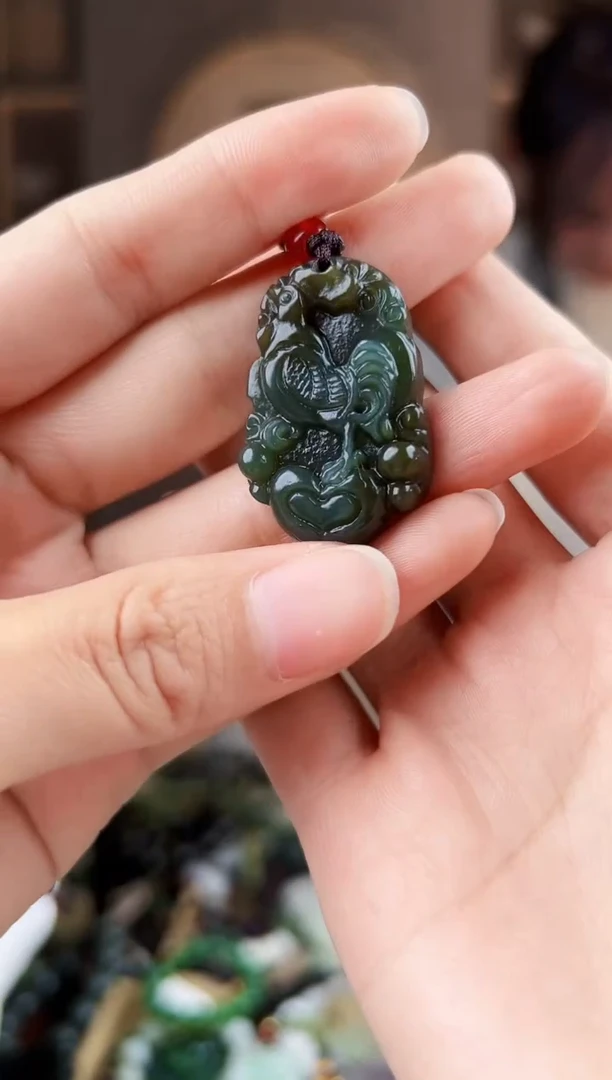 颈饰未镶嵌和田玉拍一发一，多样性发货