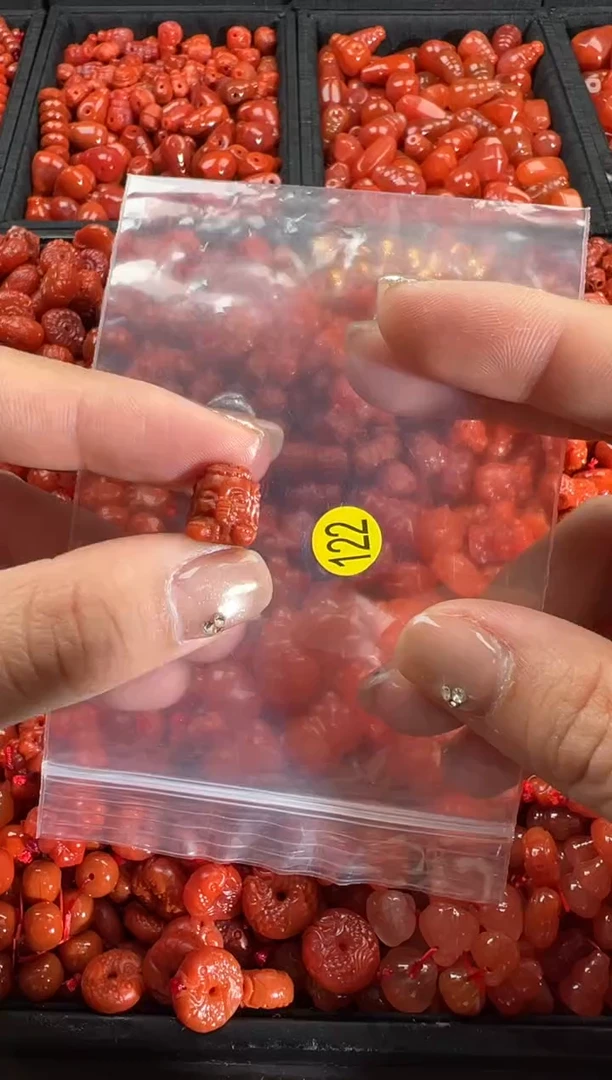 【闪购商品】南红玛瑙颈饰未镶嵌1