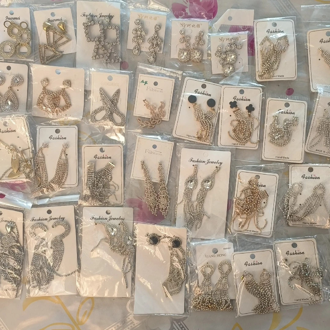 胖胖饰品称斤 耳 饰直播链接  下单备注编号 默认微瑕 N退N换