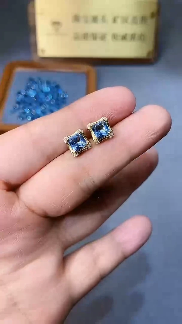 【闪购商品】海蓝宝石耳饰银S925镶嵌354