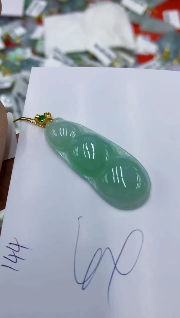 颈饰未镶嵌翡翠11111111111