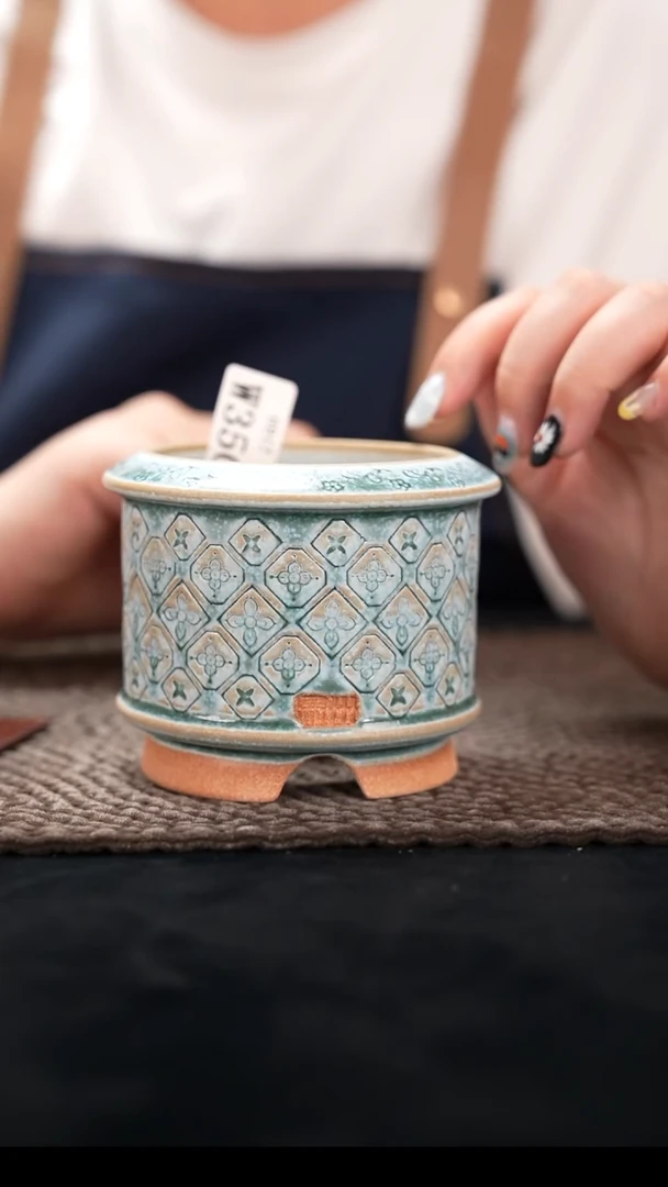 9-17-350花盆口径7.5瑕