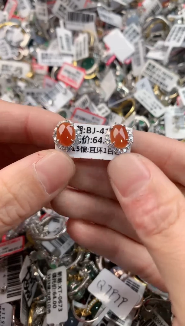 银S925镶嵌戒指翡翠666           9