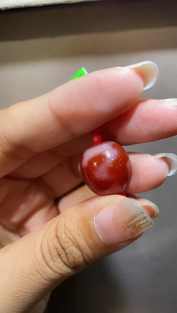 玛瑙/玉髓（覆膜）颈饰未镶嵌X