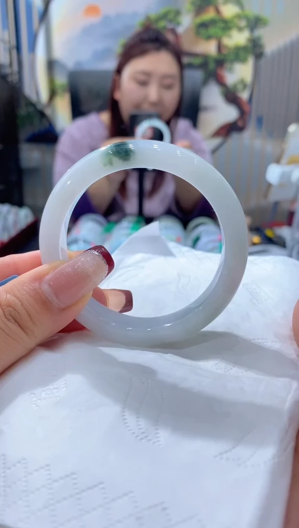 【闪购商品】翡翠手镯未镶嵌00008903