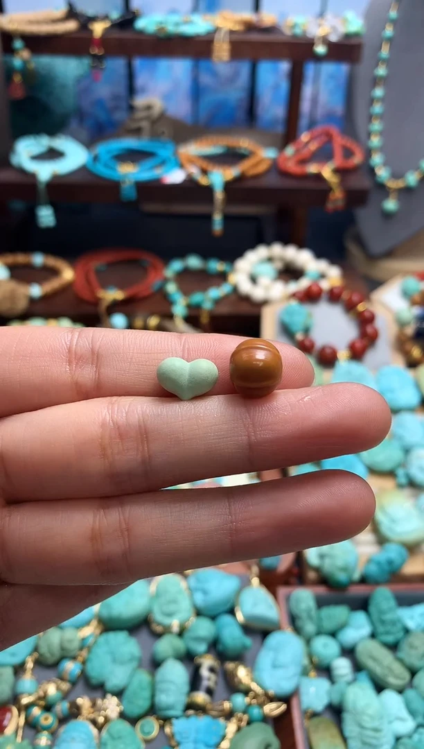 吊坠猴头核桃屁桃爱心