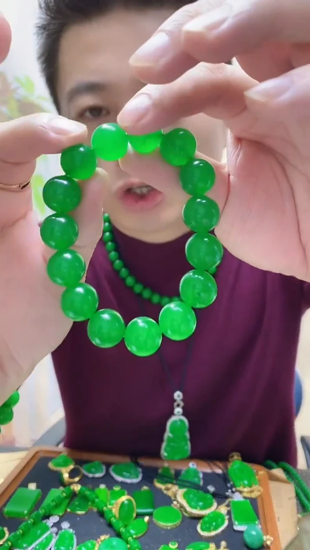 未镶嵌手链翡翠翡翠手链