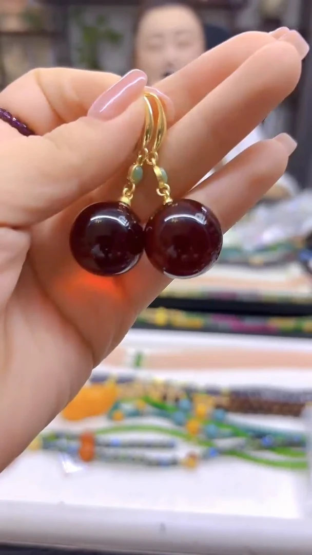 14K金镶嵌血珀耳饰DIY款E706