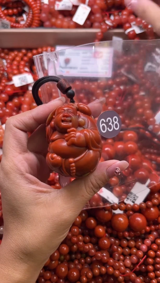 南红玛瑙未镶嵌珠宝奇石638