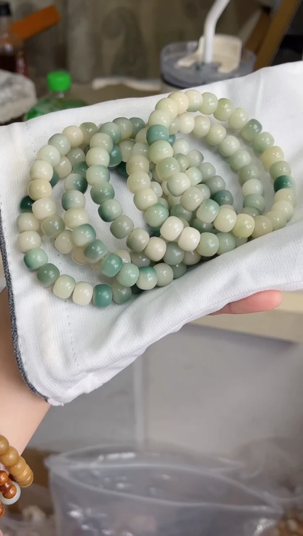 菩提根/象牙果手串半山半水玉化桶珠8*10瑕疵不补