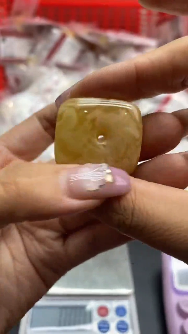 琥珀未镶嵌珠宝奇石1746