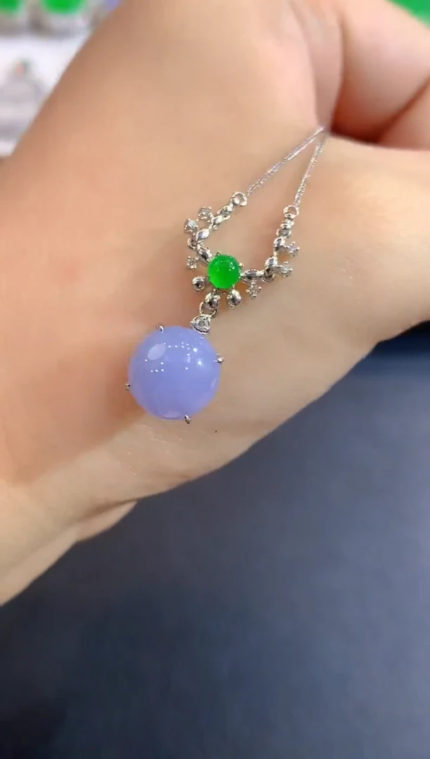 吊坠(不含链)18K金镶嵌翡翠110-吊坠