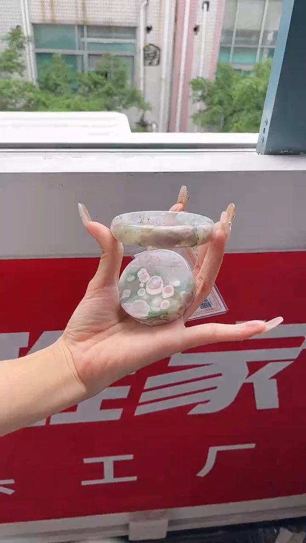 未镶嵌手镯石英质玉瑾圈口（赠品镯心）