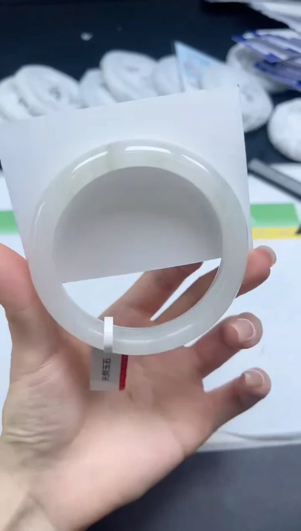 未镶嵌手镯石英质玉0102-6061