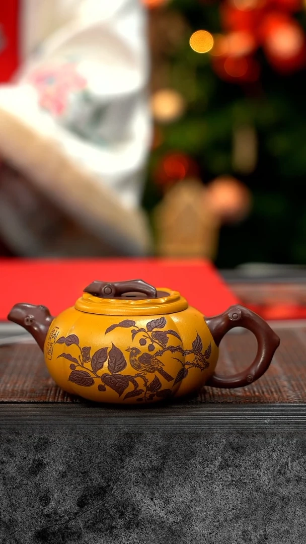 【闪购商品】紫砂茶壶纳福芒果泥DJB