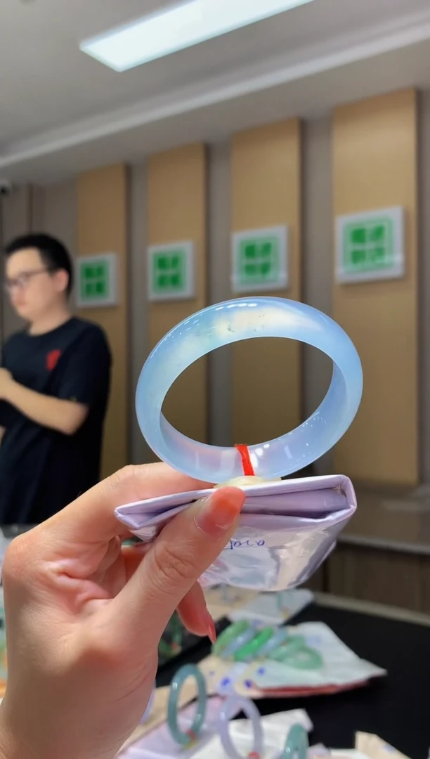 未镶嵌手镯翡翠-Q201 圈口55.7 全款16万 定金2万