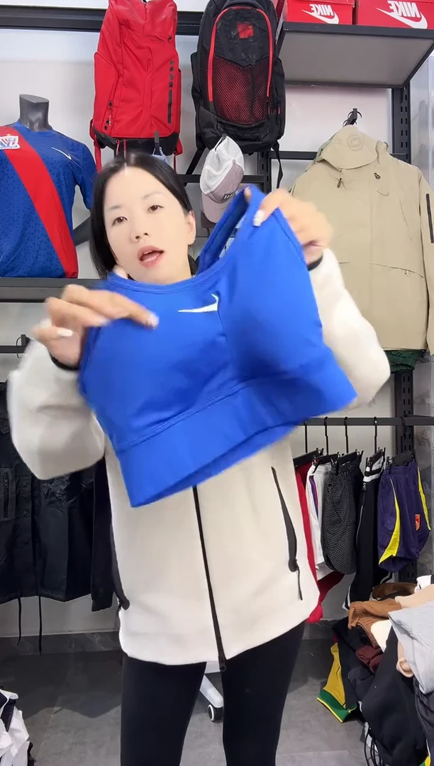 645编码 瑕疵款直播间过款为准 尺码M