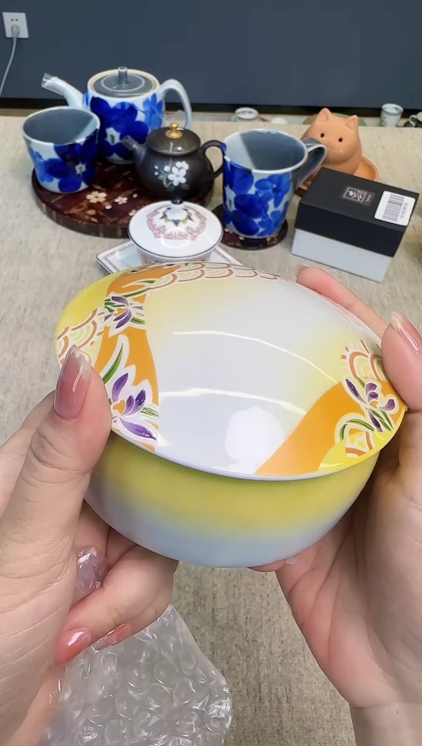瓷片泡泡的瓷器好好看呀