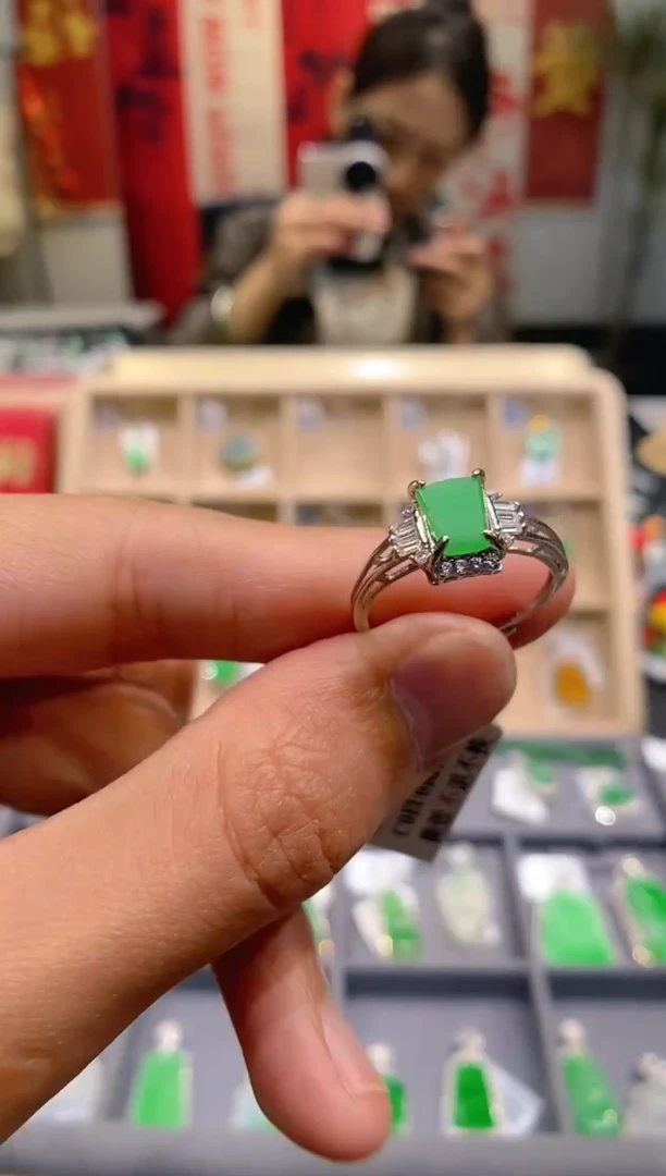 【闪购商品】翡翠吊坠(不含链)银S925镶嵌无事牌戒指