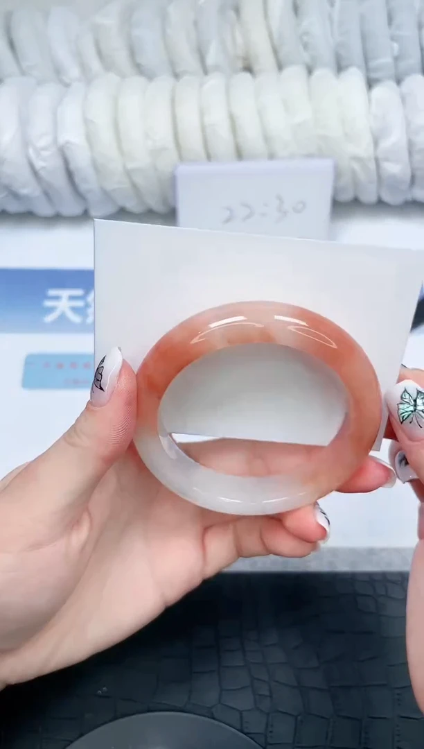 【闪购商品】石英质玉手镯未镶嵌282-56