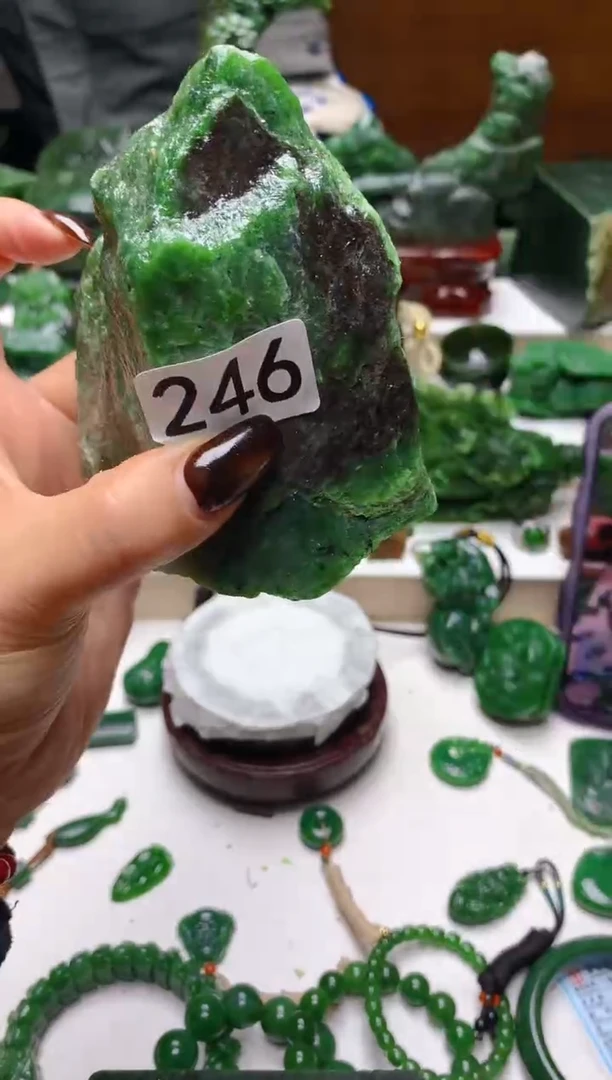 未镶嵌和田玉珠宝半成品1