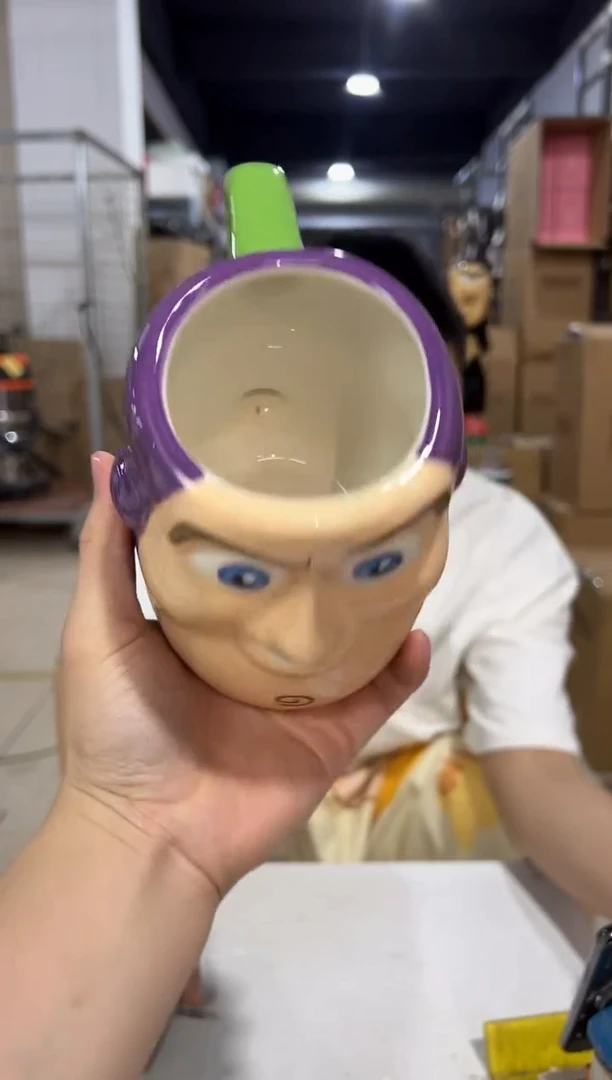 瓷片巴斯头杯 陶瓷材质