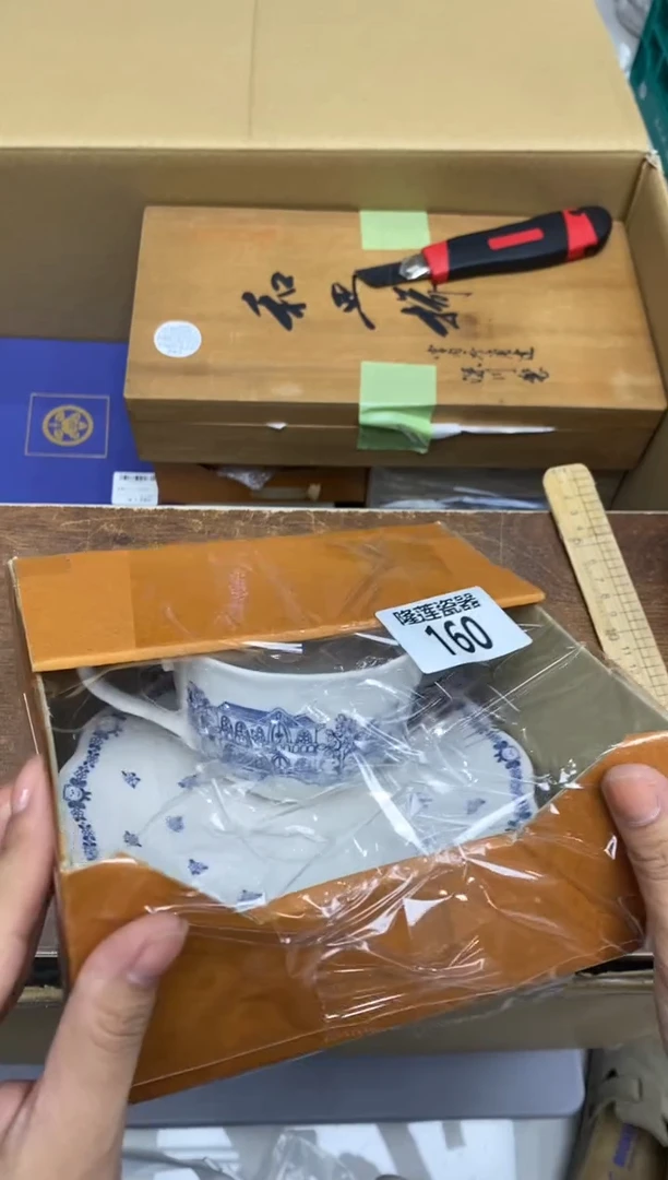 瓷片是**?隆莲瓷器欢迎大家