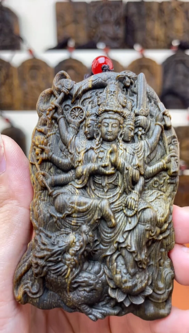 木木雕款芽庄八臂观音8cm送养香瓶