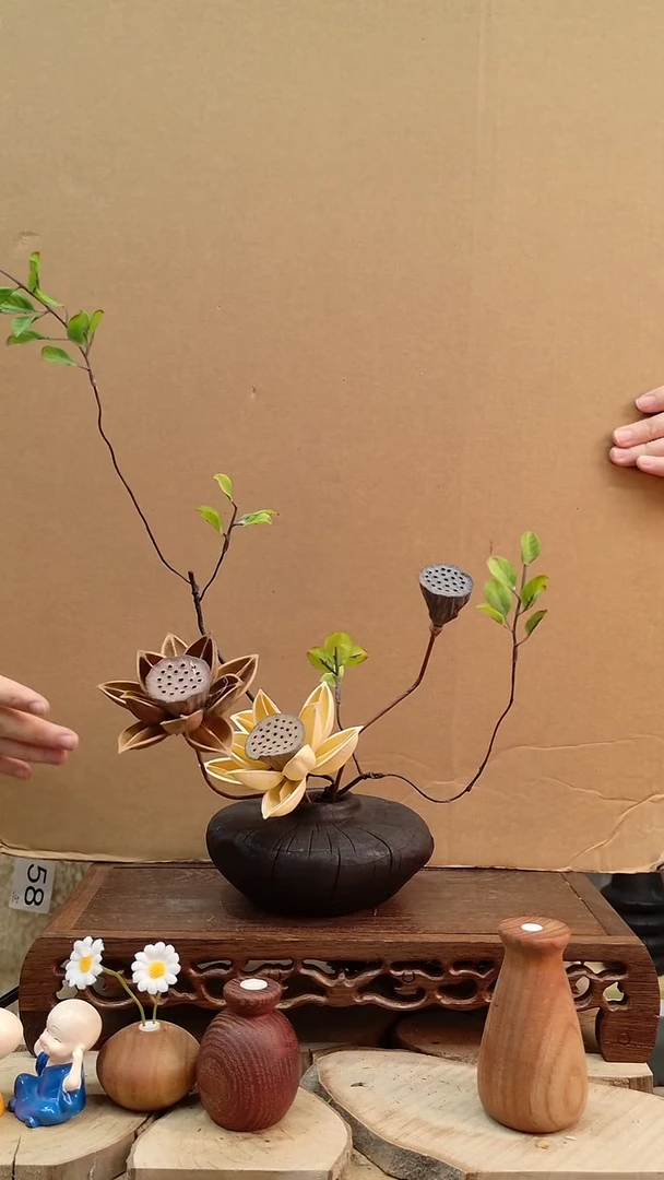 木木实木花瓶，随机发一个，自然开裂，