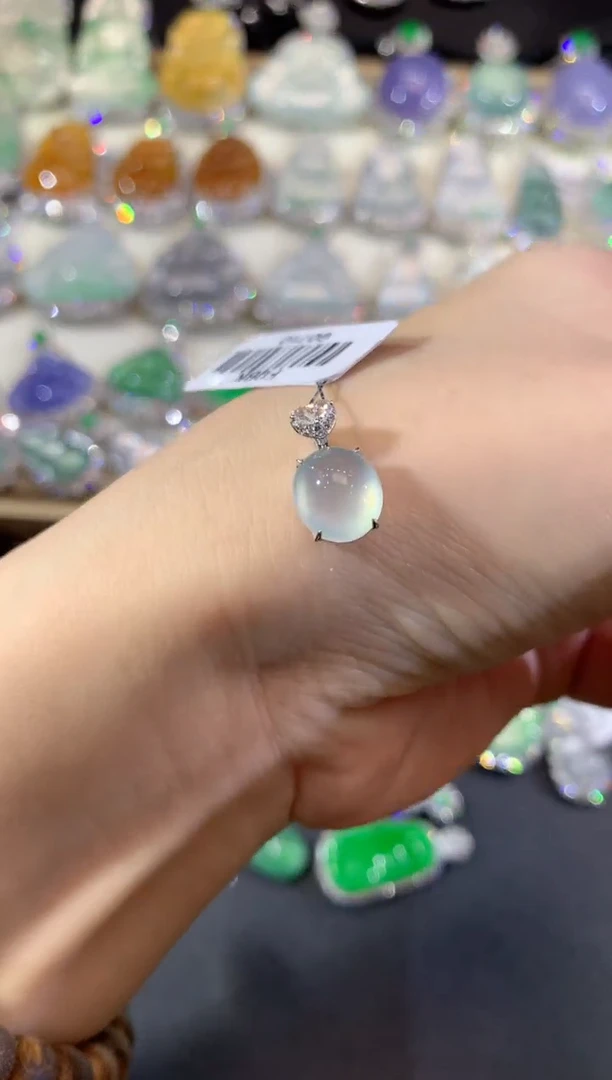 吊坠(不含链)18K金镶嵌翡翠110-单面