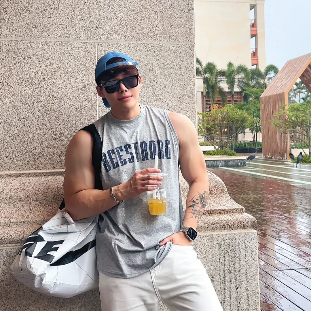 BEESTRONG运动健身夏季原创爆裂英文印花无袖休闲美式百搭潮流ins