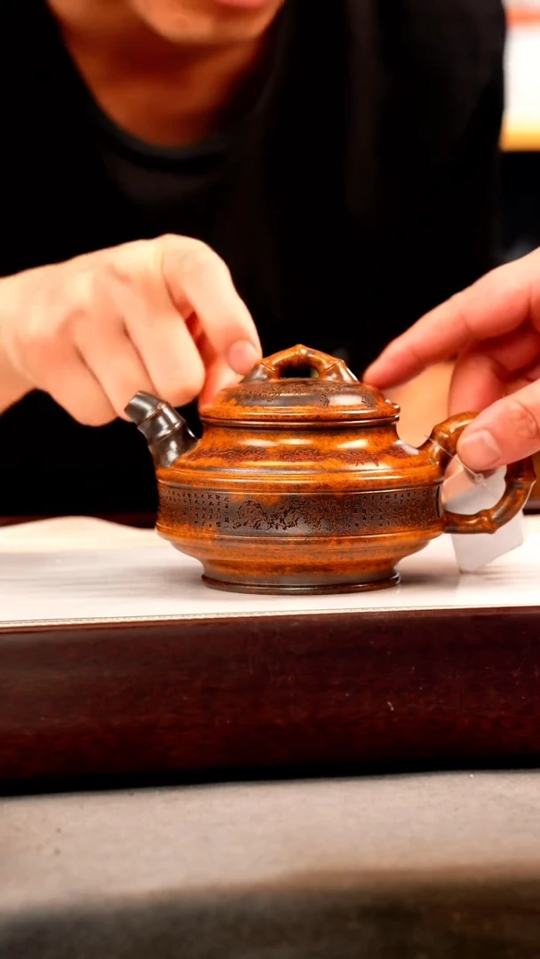 茶壶紫砂龙骨金砂 双线竹鼓 刻绘
