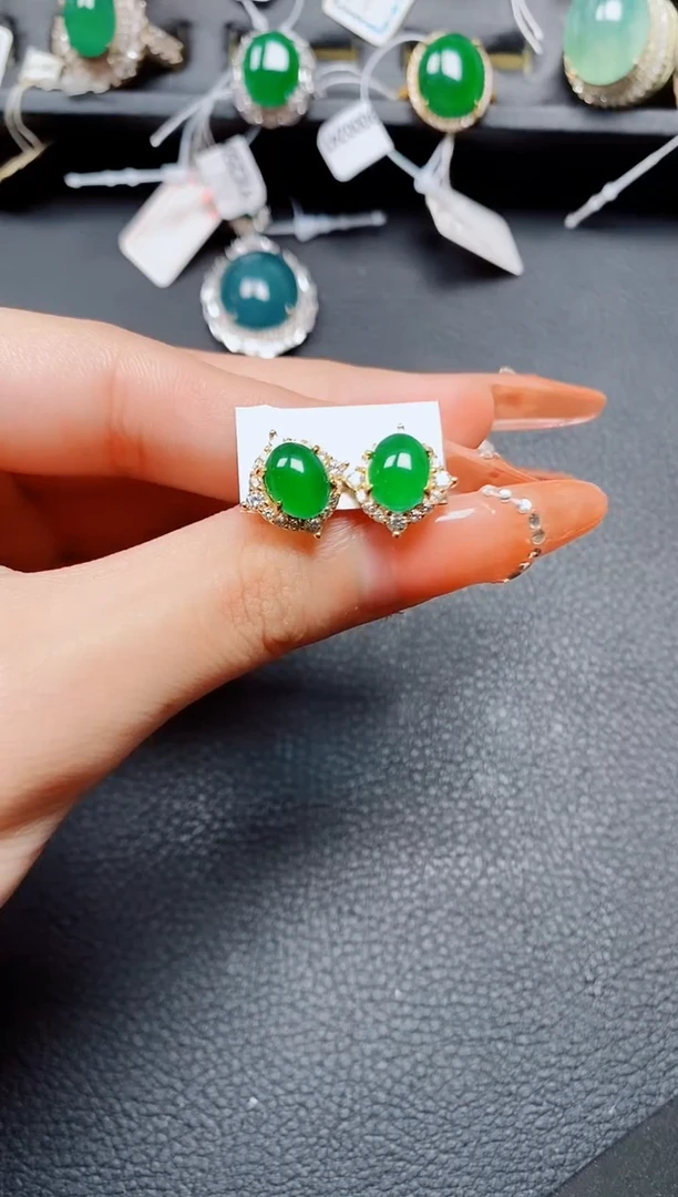 银S925镶嵌翡翠耳饰翡翠