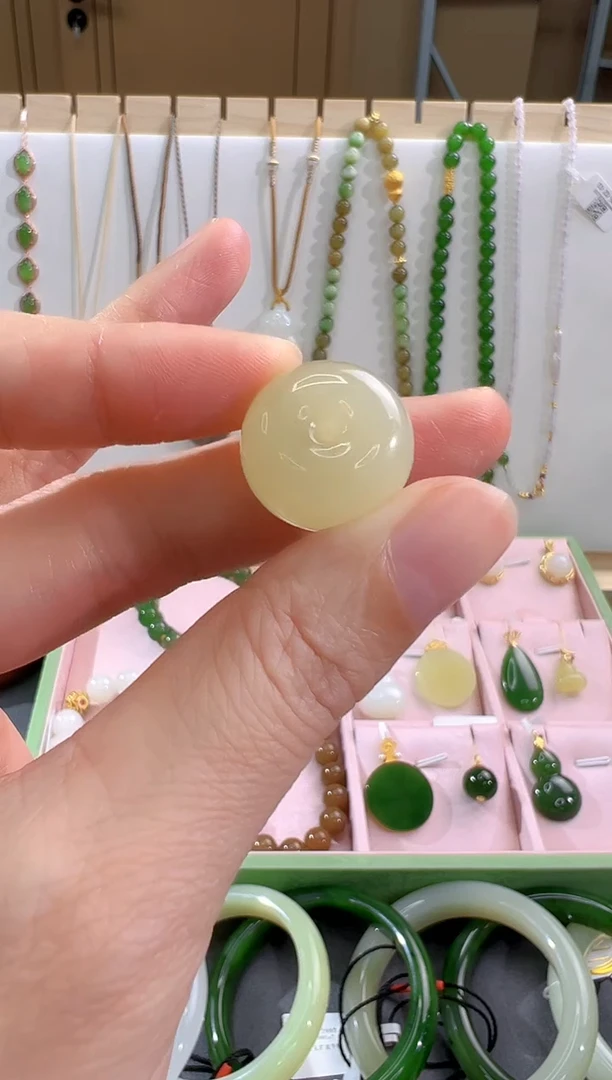 颈饰未镶嵌和田玉多样性拍一发一 cg