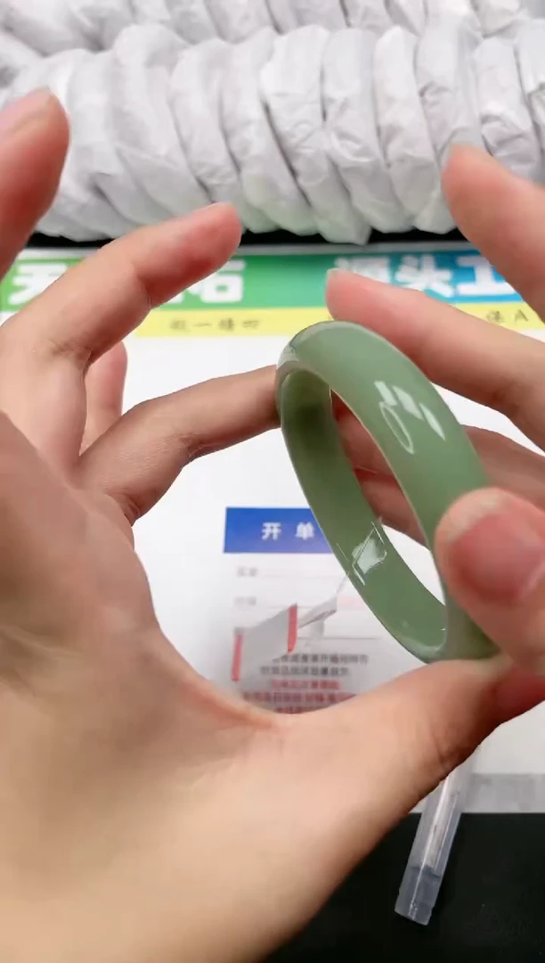 石英质玉手镯未镶嵌01-58