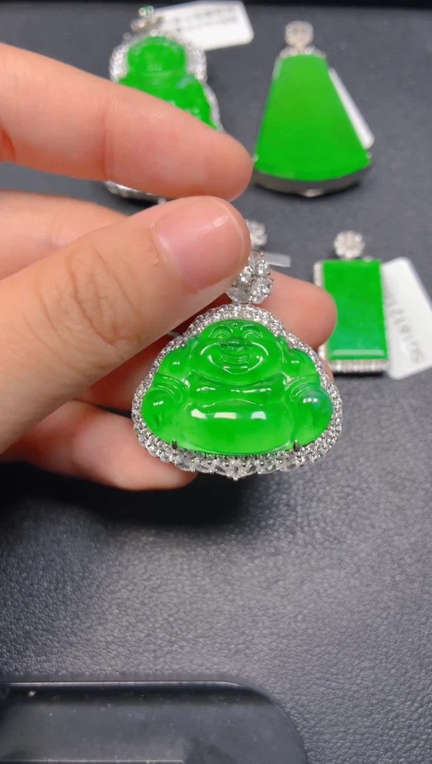 颈饰银S925镶嵌翡翠1