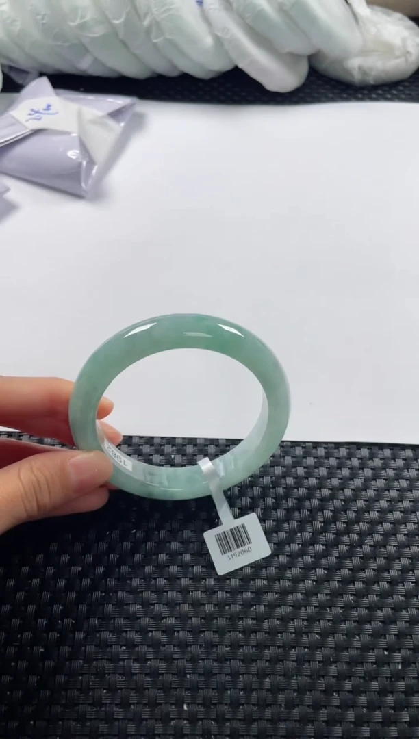 未镶嵌手镯翡翠基地发货H 6369 56+