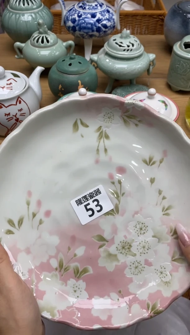 瓷片杨*扬隆莲瓷器欢迎大家