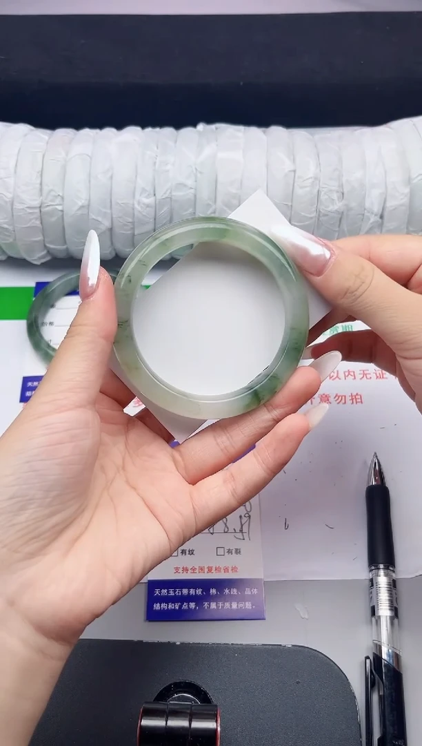 石英质玉手镯未镶嵌330-58/59